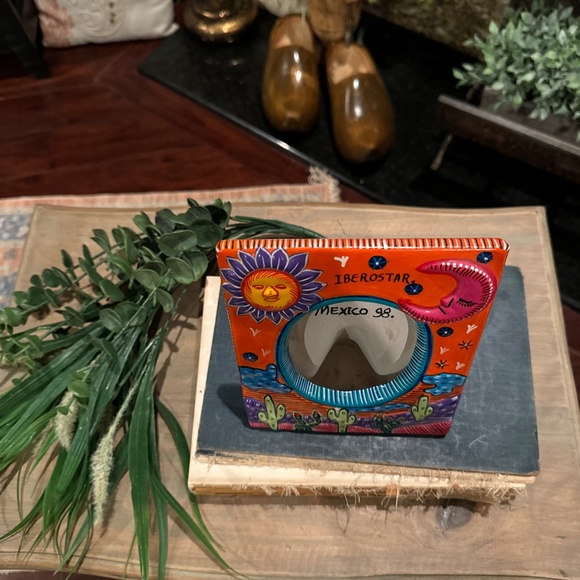 Mexican Talavera Photo Frame Freestanding Ceramic Picture Frame. - Picture 2 of 7